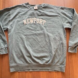 Newport Men's Crewneck in heather green size XL